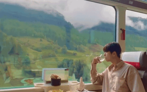 这个风光不输瑞士的省份，今年，就要开通全景观光山地列车了